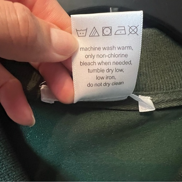 K. Jordan Women's green Long Sleeve Jacket Size: 1X - Picture 6 of 7